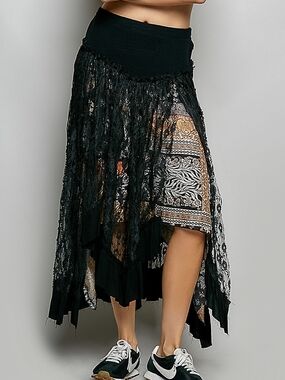 NWOT POL Black Lace Layered SKIRT